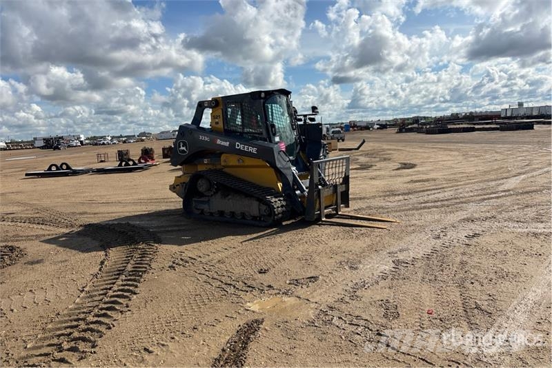 John Deere 333G Skid steer loaders