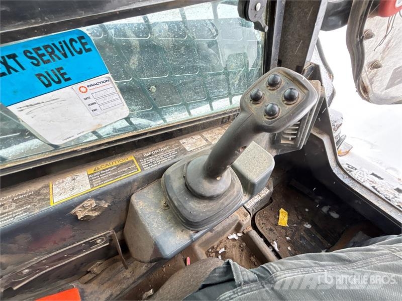 John Deere 333G Skid steer loderler