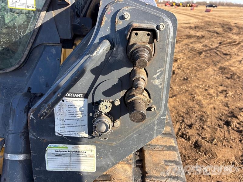 John Deere 333G Krautuvai su šoniniu pasukimu