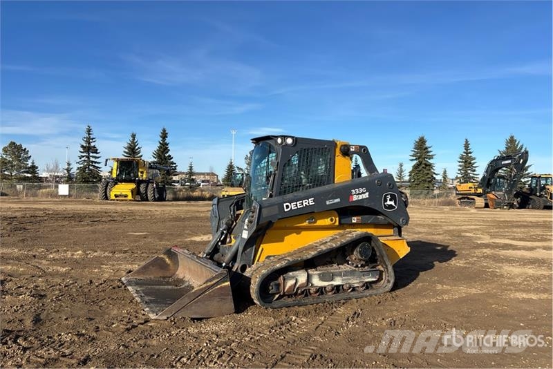 John Deere 333G Krautuvai su šoniniu pasukimu
