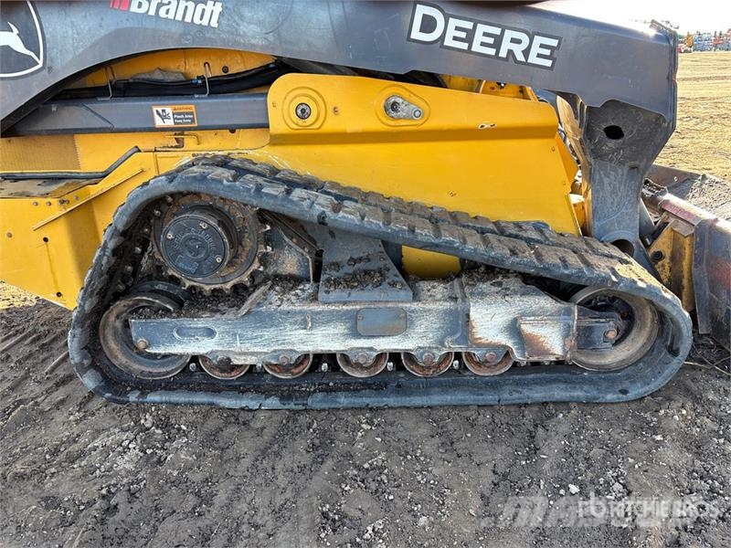 John Deere 333G Krautuvai su šoniniu pasukimu