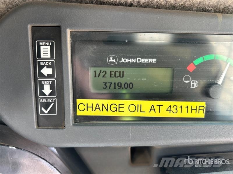 John Deere 333G Smykem řízené nakladače