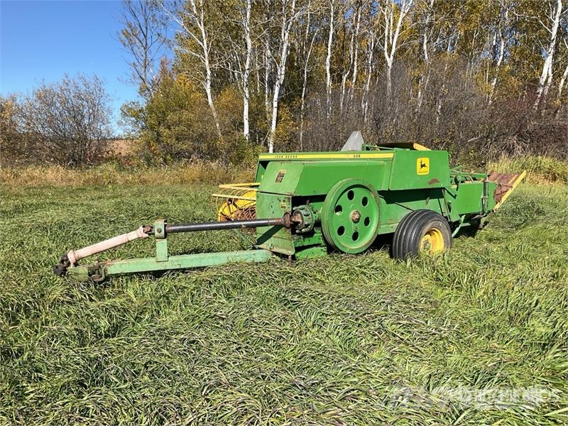 John Deere 336 Square Baler محزمات مربعة