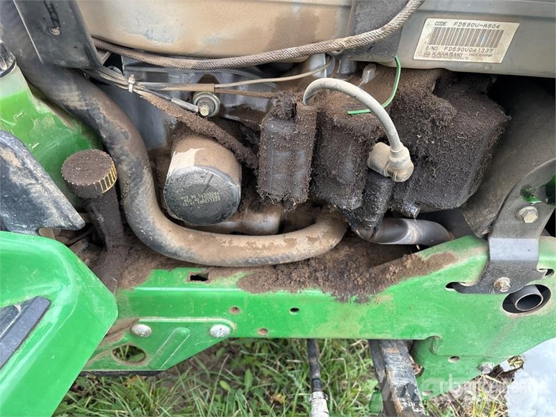 John Deere 345 2WD Utility Tractor 小型拖拉机