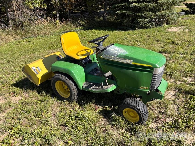 John Deere 345 2WD Utility Tractor Compacttrekkers