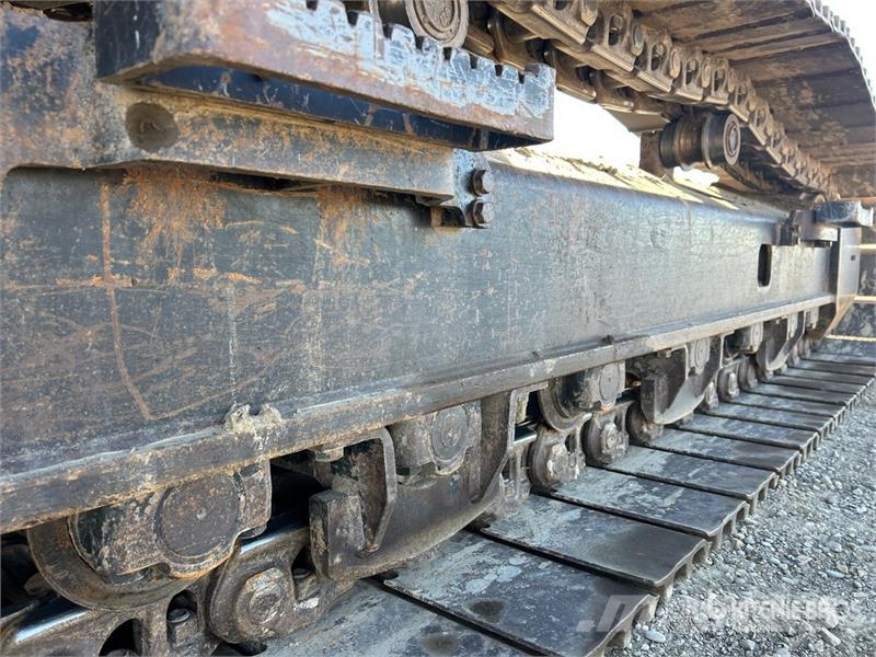John Deere 350GLC Tracked Excavator حفارات زحافة