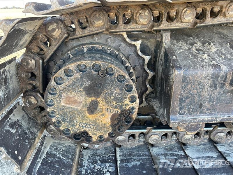 John Deere 350GLC Tracked Excavator حفارات زحافة