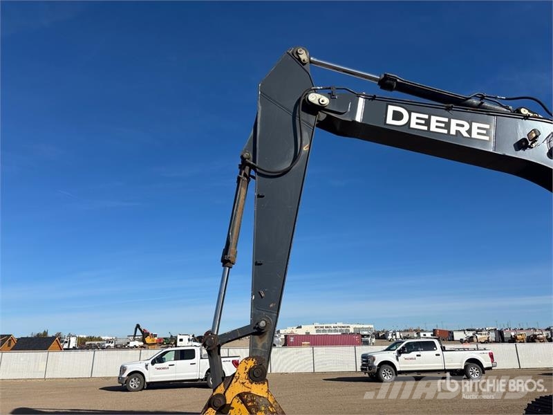 John Deere 350GLC Tracked Excavator حفارات زحافة