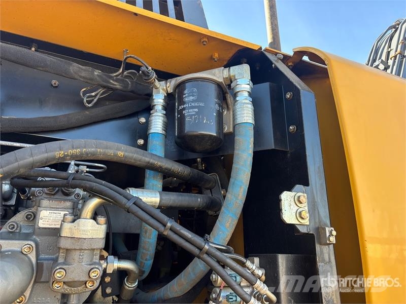 John Deere 350GLC Tracked Excavator حفارات زحافة