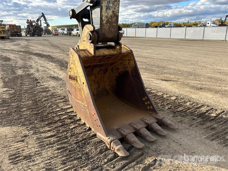 John Deere 350GLC Tracked Excavator حفارات زحافة