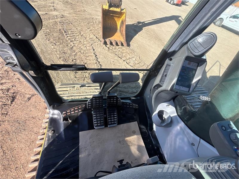 John Deere 350GLC Tracked Excavator حفارات زحافة