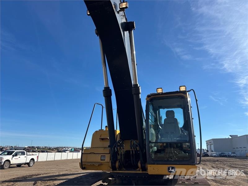 John Deere 350GLC Tracked Excavator حفارات زحافة
