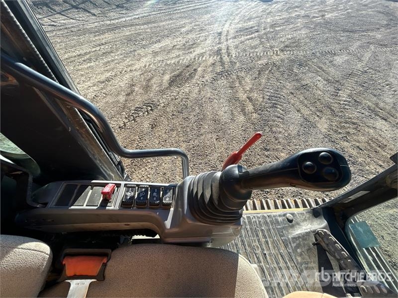 John Deere 350GLC Tracked Excavator حفارات زحافة