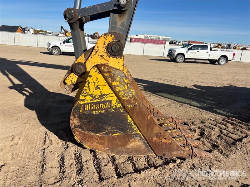 John Deere 350GLC Tracked Excavator حفارات زحافة
