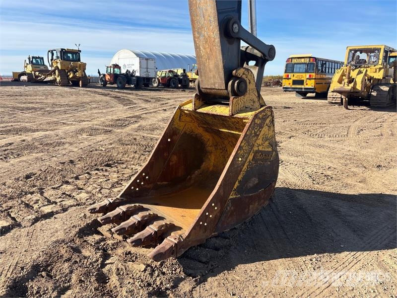 John Deere 350GLC Tracked Excavator حفارات زحافة