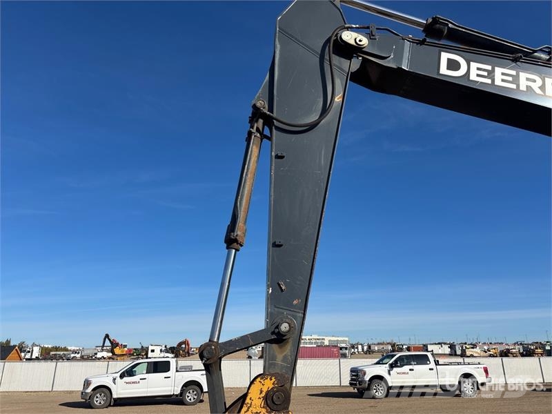 John Deere 350GLC Tracked Excavator حفارات زحافة