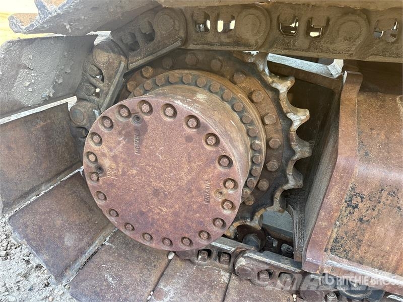 John Deere 350GLC Tracked Excavator حفارات زحافة