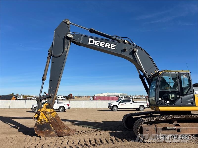 John Deere 350GLC Tracked Excavator حفارات زحافة