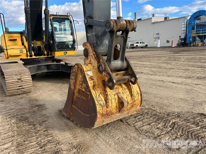 John Deere 350GLC Tracked Excavator حفارات زحافة