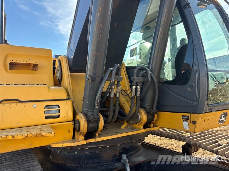 John Deere 350GLC Tracked Excavator حفارات زحافة