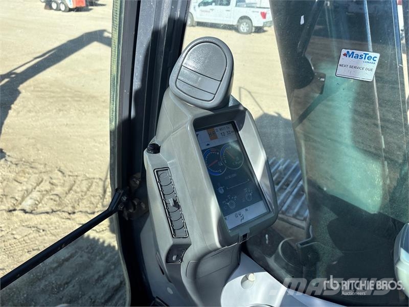 John Deere 350GLC Tracked Excavator حفارات زحافة