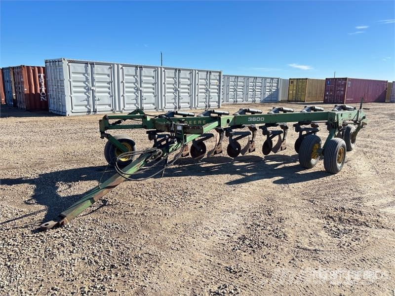 John Deere 3600 6 Bottom Breaking Plow Aratri