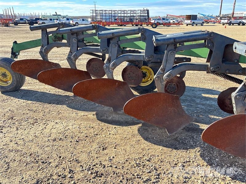 John Deere 3600 6 Bottom Breaking Plow Aratri