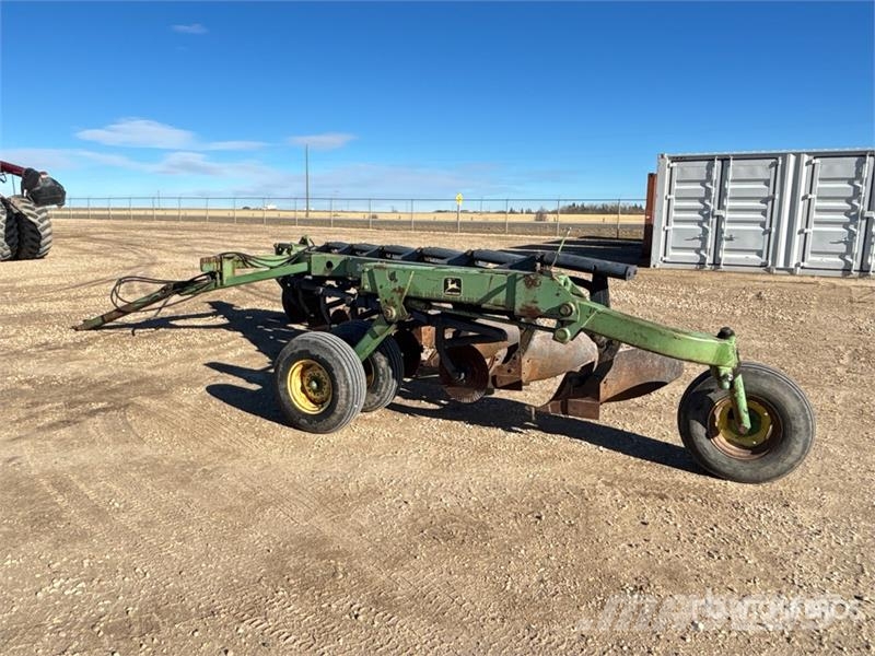 John Deere 3600 6 Bottom Breaking Plow Aratri