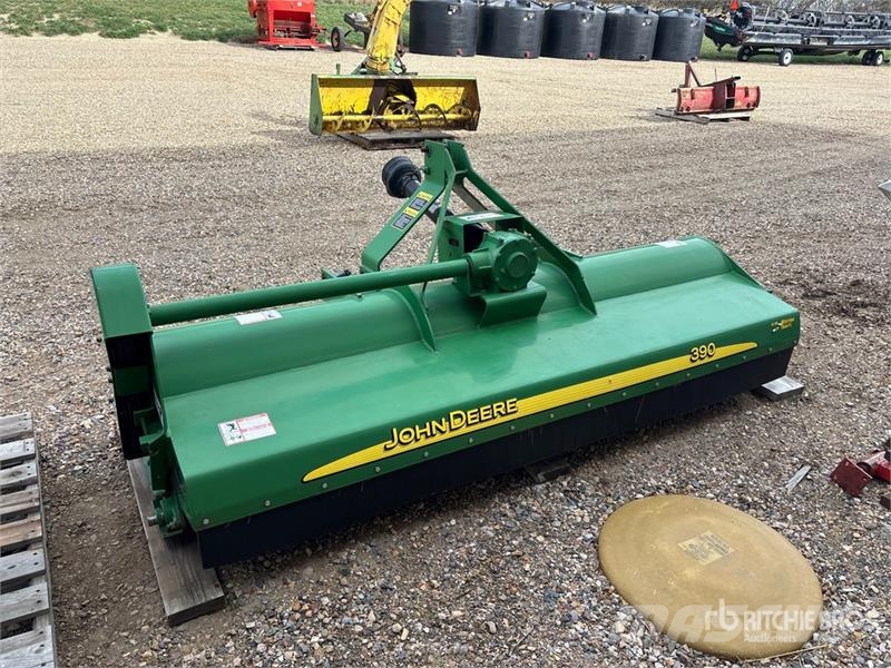 John Deere 390 8 ft 3-Point Flail Mower Косилки