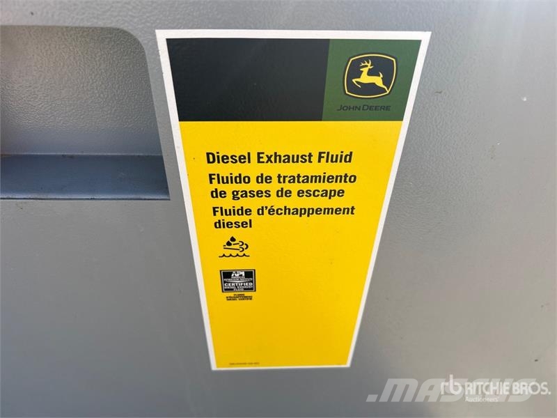 John Deere 40 gal Portable Poly Diesel Exhaust Fluid Fuel Tan Degvielas un piedevu tvertnes