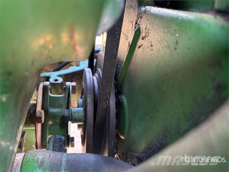 John Deere 4010 22T 2WD Utility Tractor 소형 트랙터