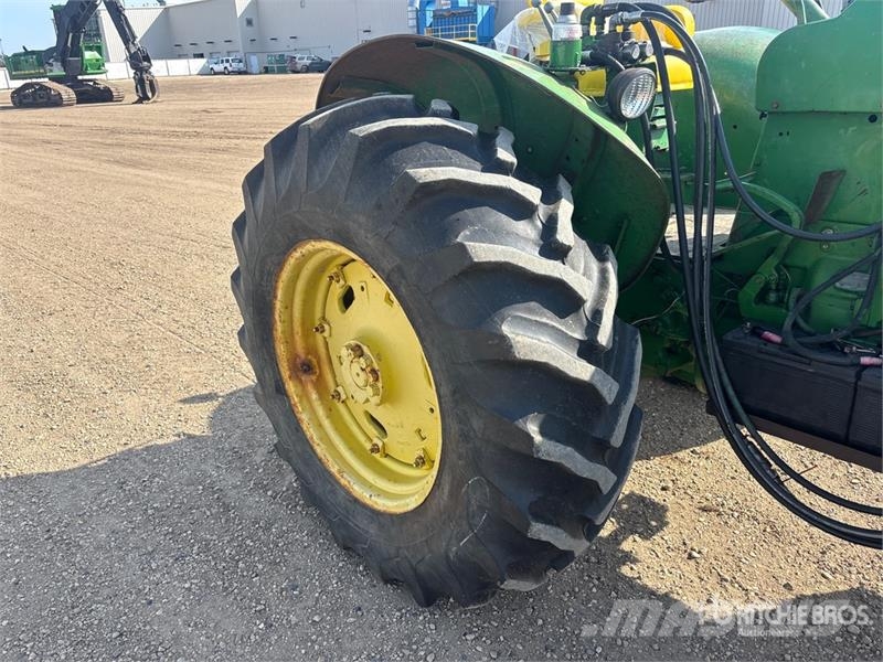 John Deere 4010 22T 2WD Utility Tractor 소형 트랙터