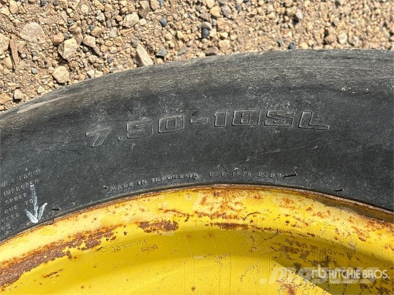 John Deere 4010 22T 2WD Utility Tractor 소형 트랙터
