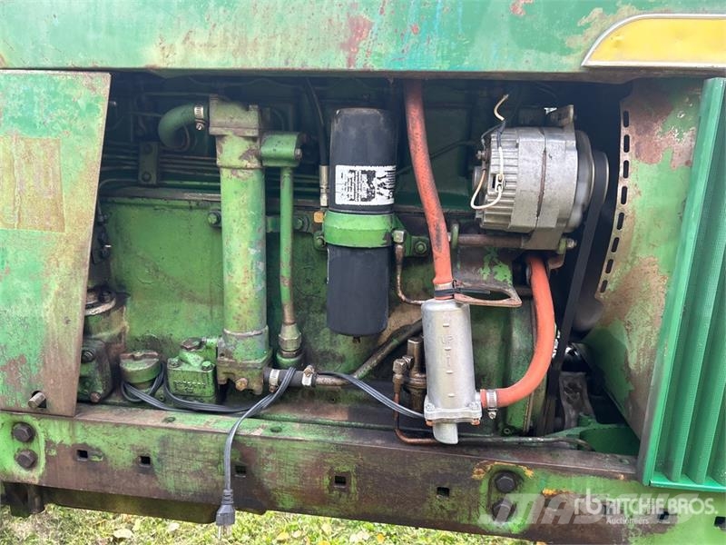 John Deere 4010 2WD Wide Front Antique Tractor الجرارات
