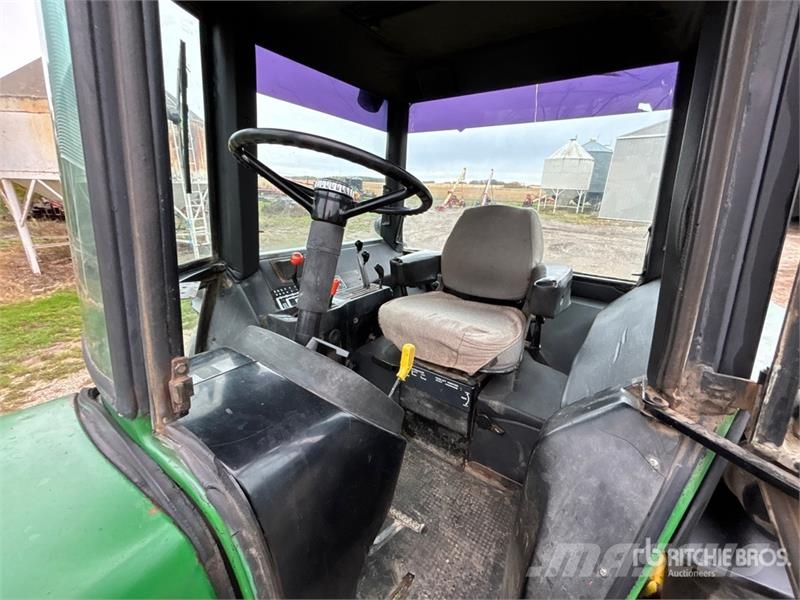John Deere 4040 2WD Tractor Traktorji
