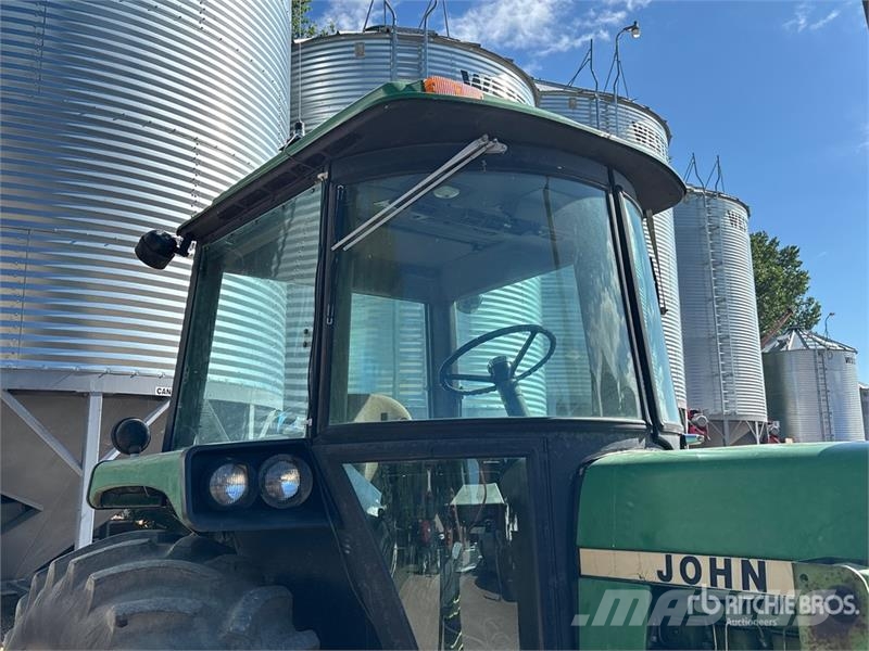 John Deere 4050 拖拉机/农用车