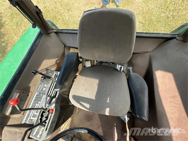 John Deere 4050 Трактори