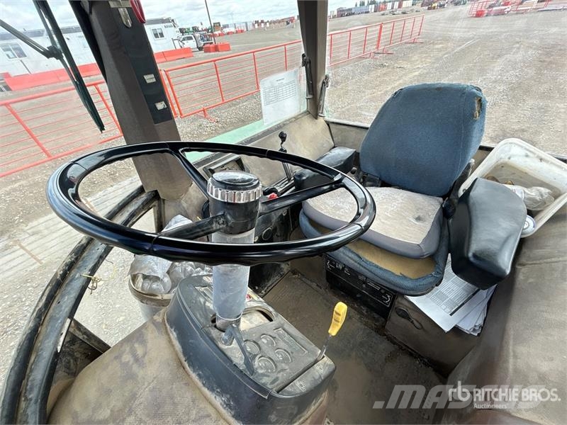 John Deere 4050 2WD Tractor Traktori
