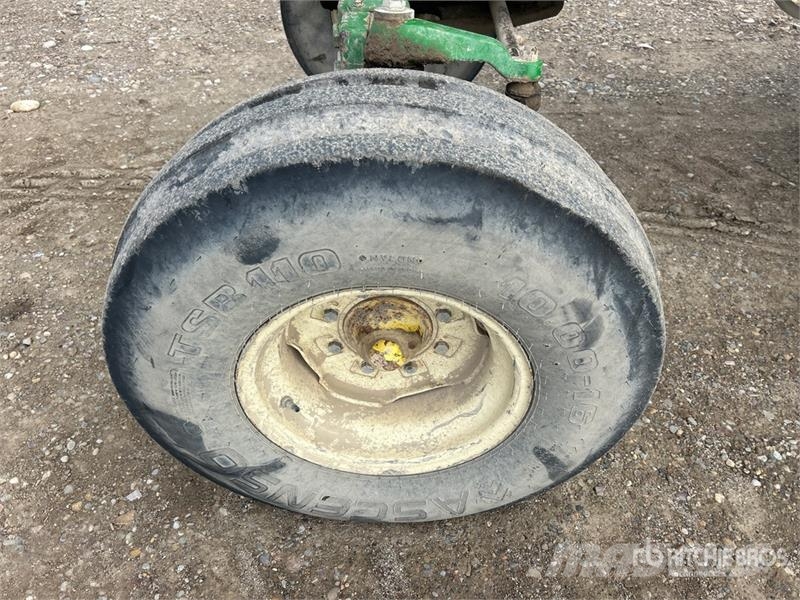 John Deere 4050 2WD Tractor Traktori