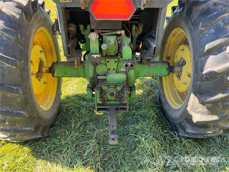John Deere 4050 2WD Tractor Traktorid