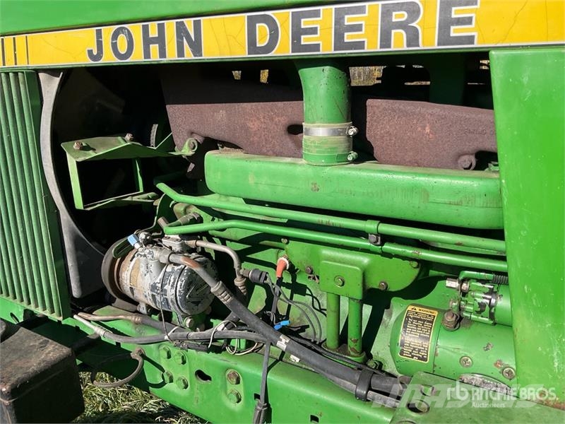 John Deere 4050 2WD Tractor Traktorid