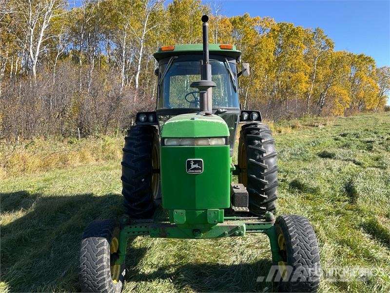 John Deere 4050 2WD Tractor Traktorid