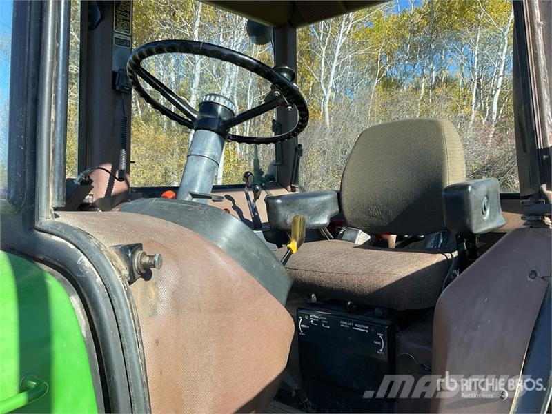 John Deere 4050 2WD Tractor Traktorid