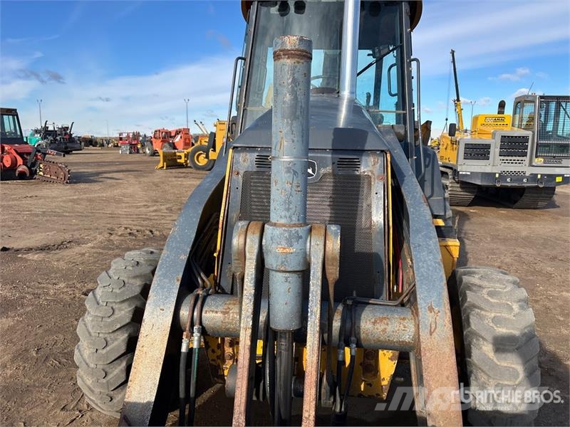 John Deere 410 Retroescavadoras