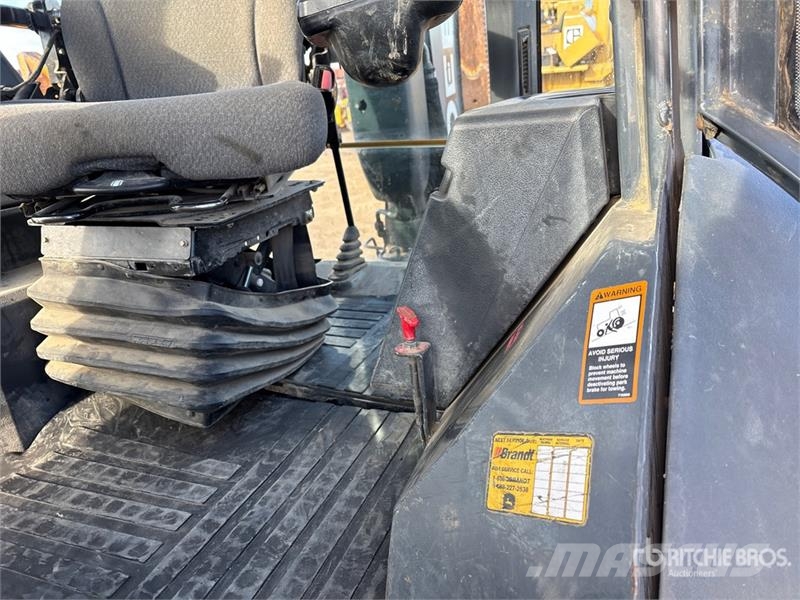 John Deere 410 Retroescavadoras