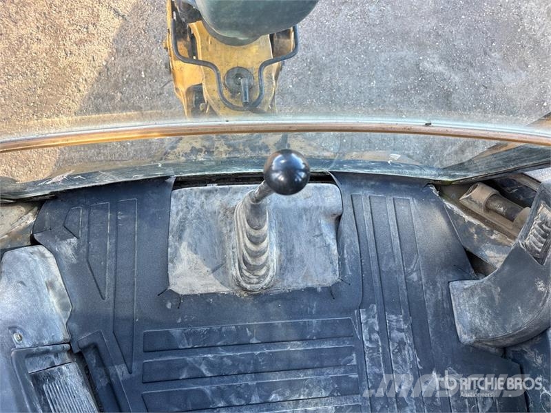 John Deere 410 Retroescavadoras