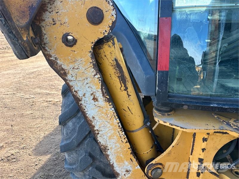 John Deere 410 Retroescavadoras