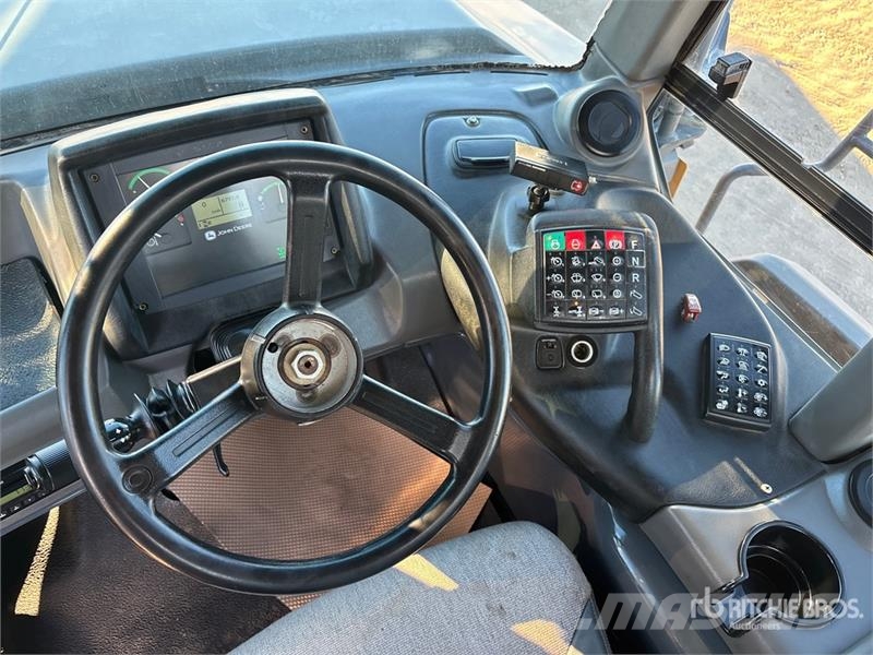 John Deere 410E Camiões articulados