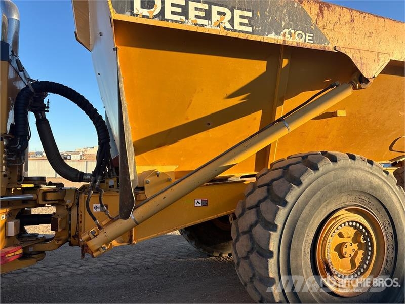 John Deere 410E Camiões articulados