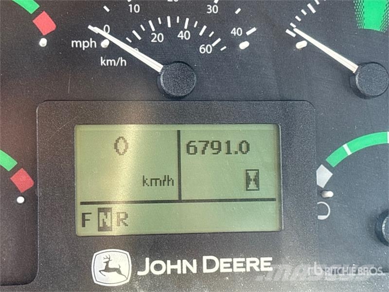 John Deere 410E Camiões articulados